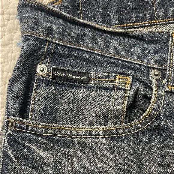 Calvin Klein Jeans Men's Dark Blue Straight Fit - Picture 3 of 4